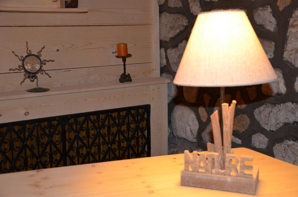 Bed and Breakfast Relais Mont Jura Adults Only Lélex Habitación foto
